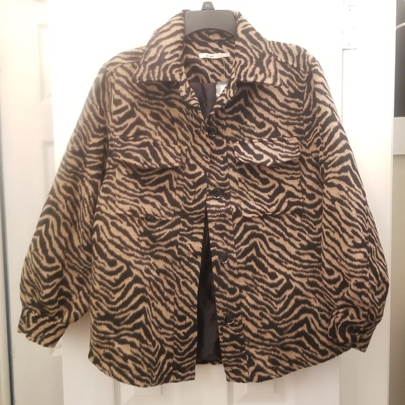 Francesca's Animal Print Jacket - Picture 1 of 3